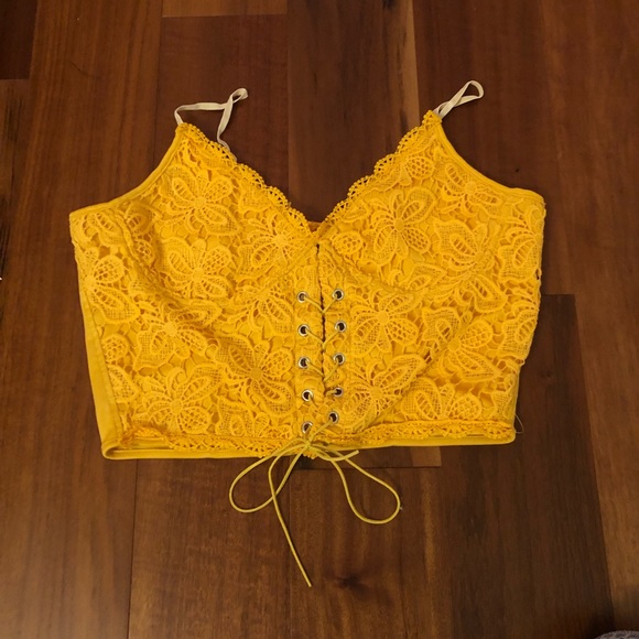 ROMWE Tops - Cropped lace tie-up top ROMWE Tops - Cropped lace tie-up top
